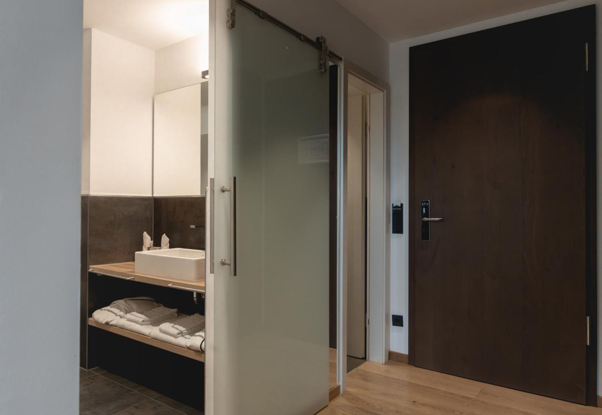 Golfhotel Gut Neuenhof Frondenberg Bagian luar foto