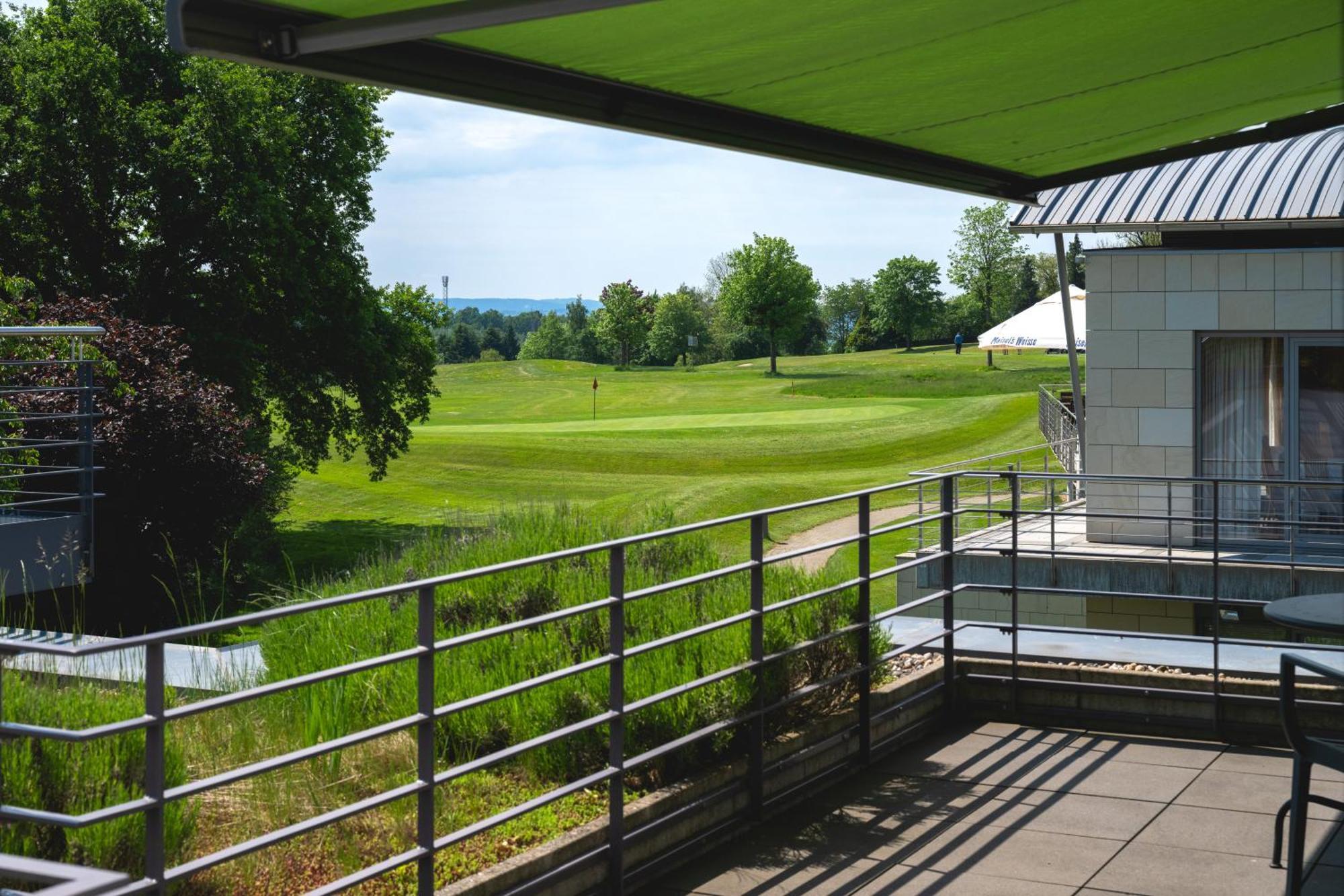 Golfhotel Gut Neuenhof Frondenberg Bagian luar foto
