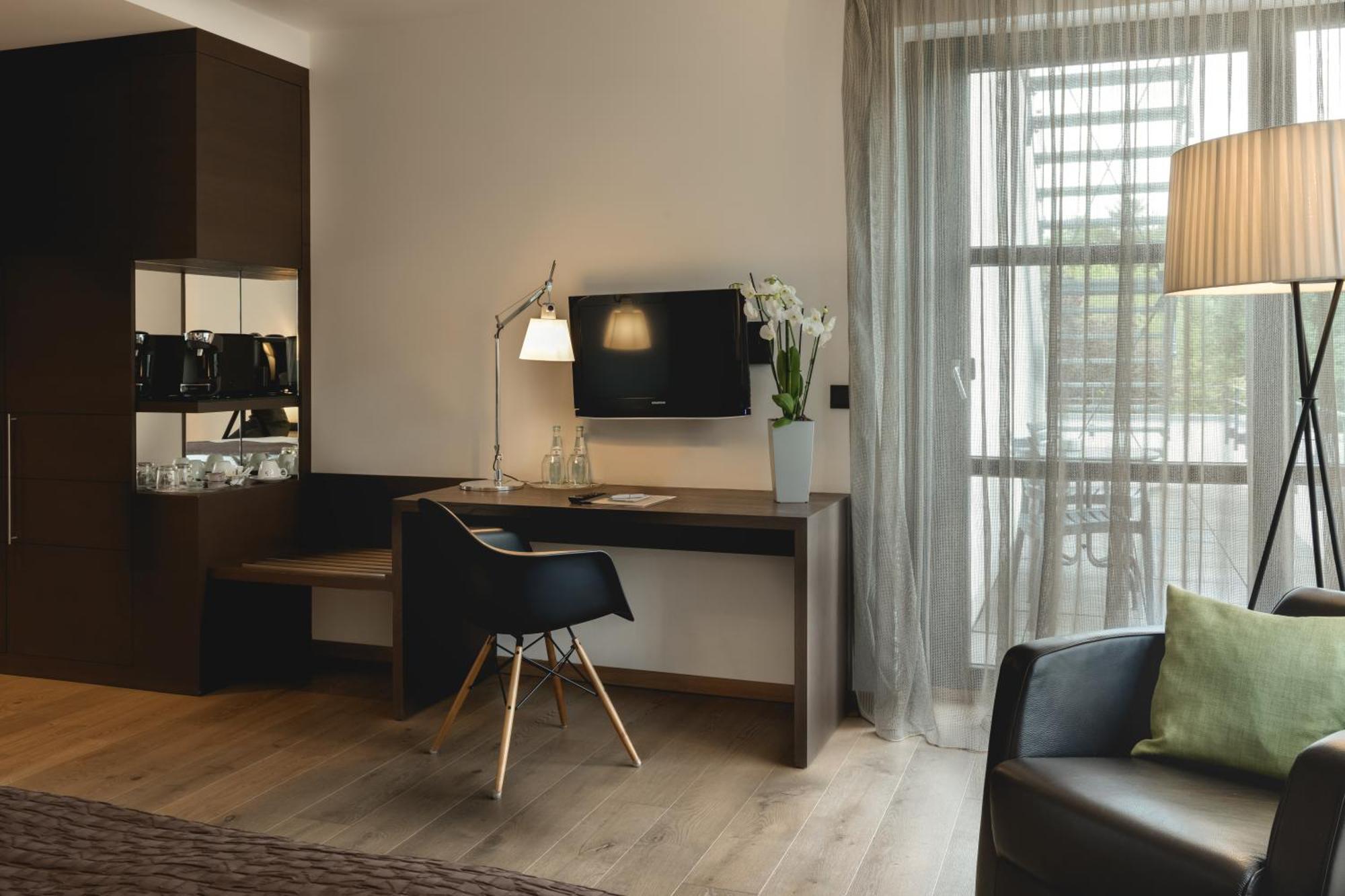 Golfhotel Gut Neuenhof Frondenberg Bagian luar foto
