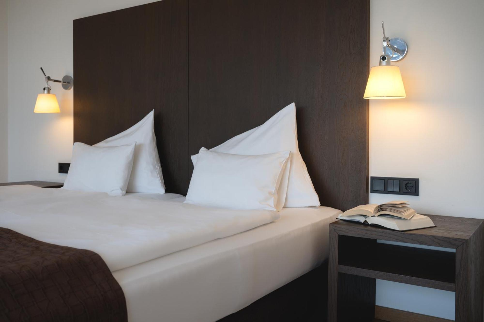 Golfhotel Gut Neuenhof Frondenberg Bagian luar foto
