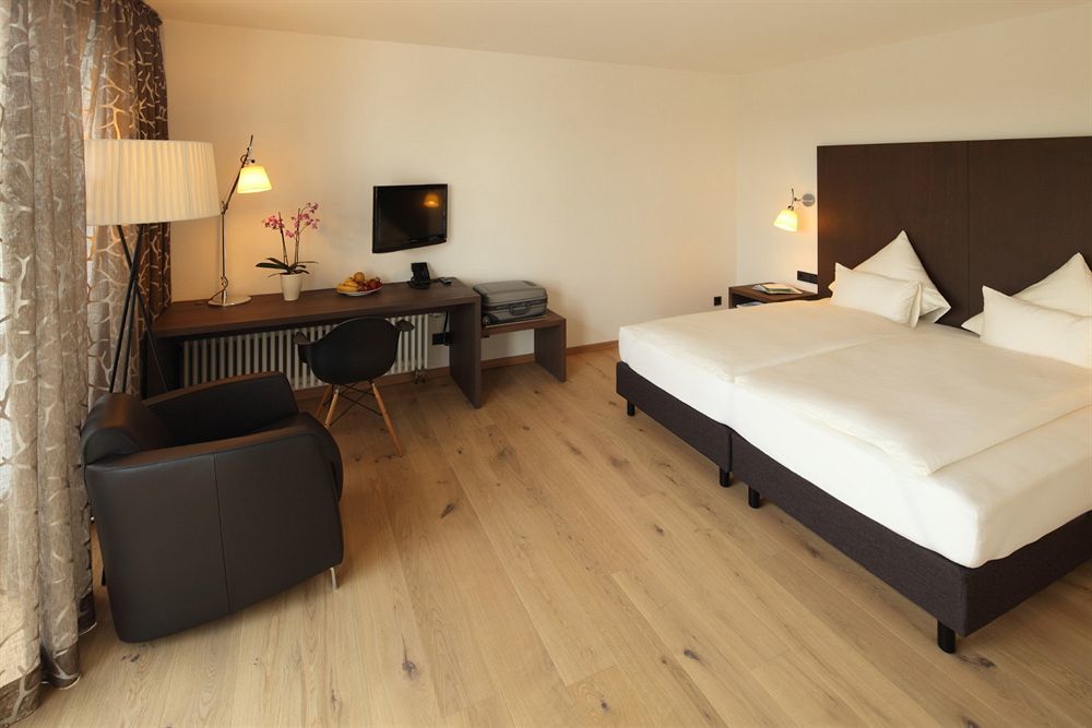 Golfhotel Gut Neuenhof Frondenberg Bagian luar foto