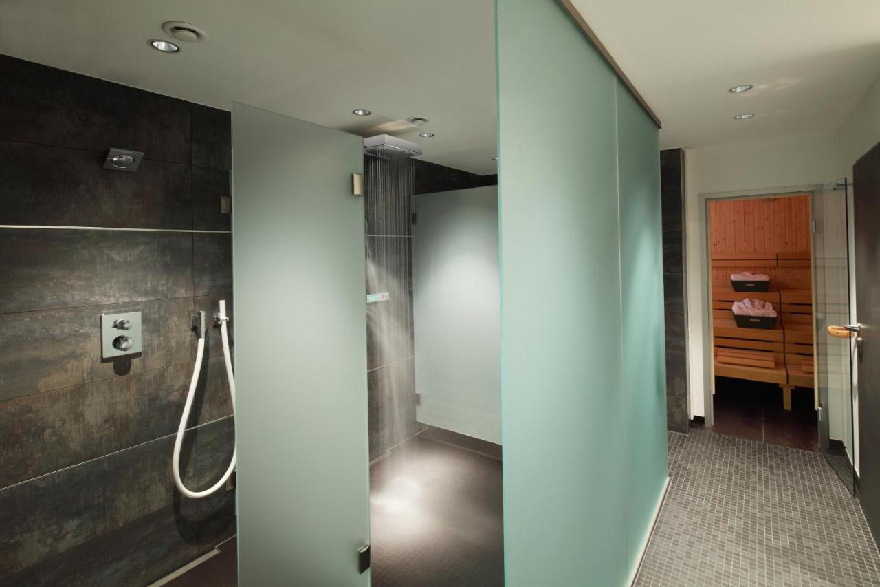 Golfhotel Gut Neuenhof Frondenberg Bagian luar foto